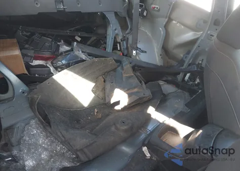 2019 Chevrolet Camaro 1Ls z USA, uszkodzony, nr VIN 1G1FB1RXXK0115534